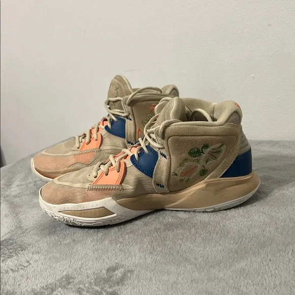 Nike Floral Kyrie Infinity EP Basketball Shoes - Picture 3 of 4